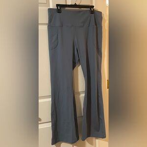 NWT! Under Armour Flared Workout Pants